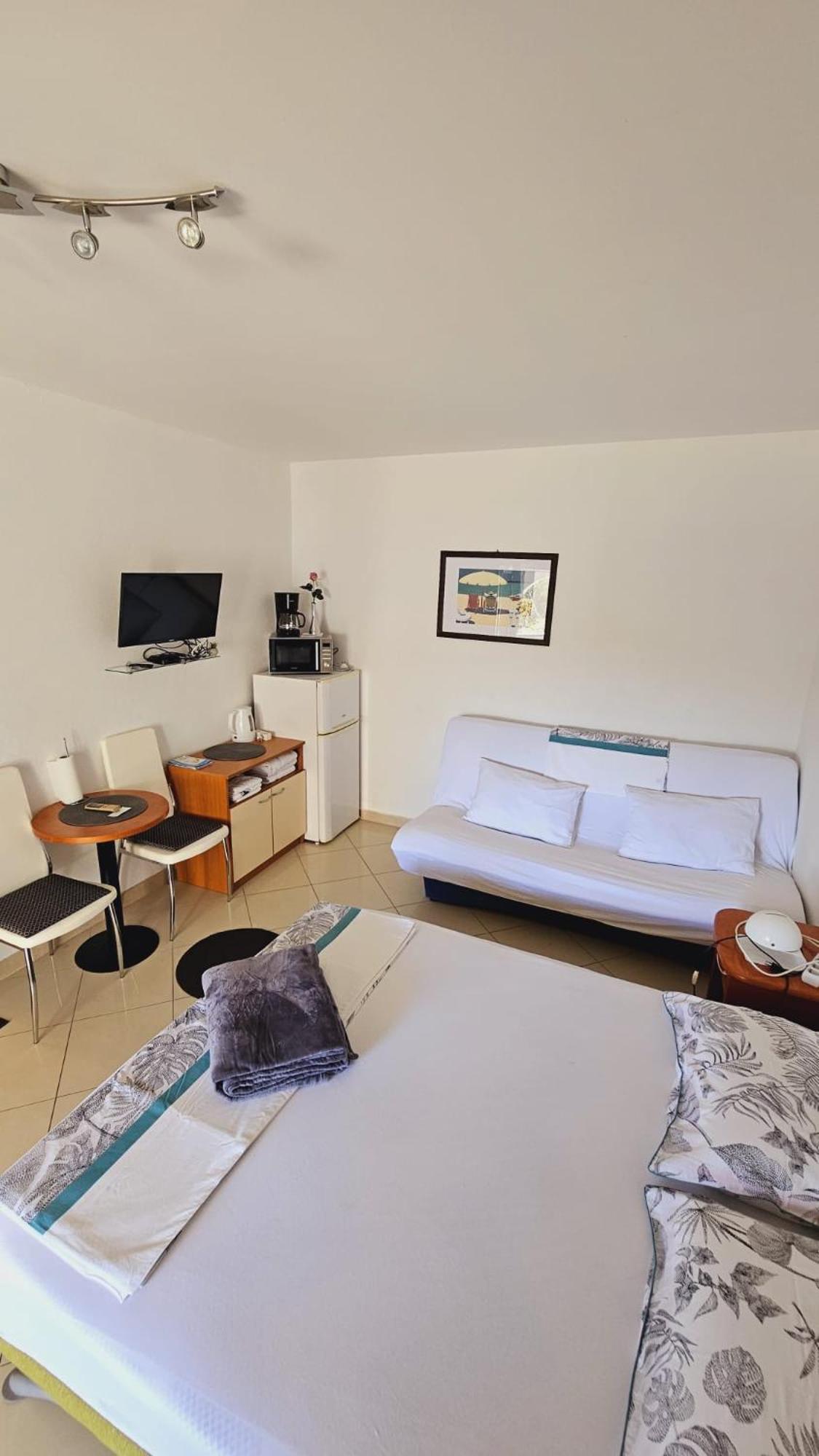 Apartment House Berry พรีมอชเตน ภายนอก รูปภาพ