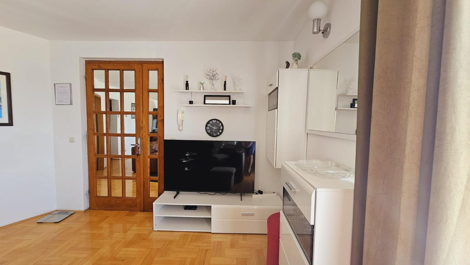 Apartment House Berry พรีมอชเตน ภายนอก รูปภาพ