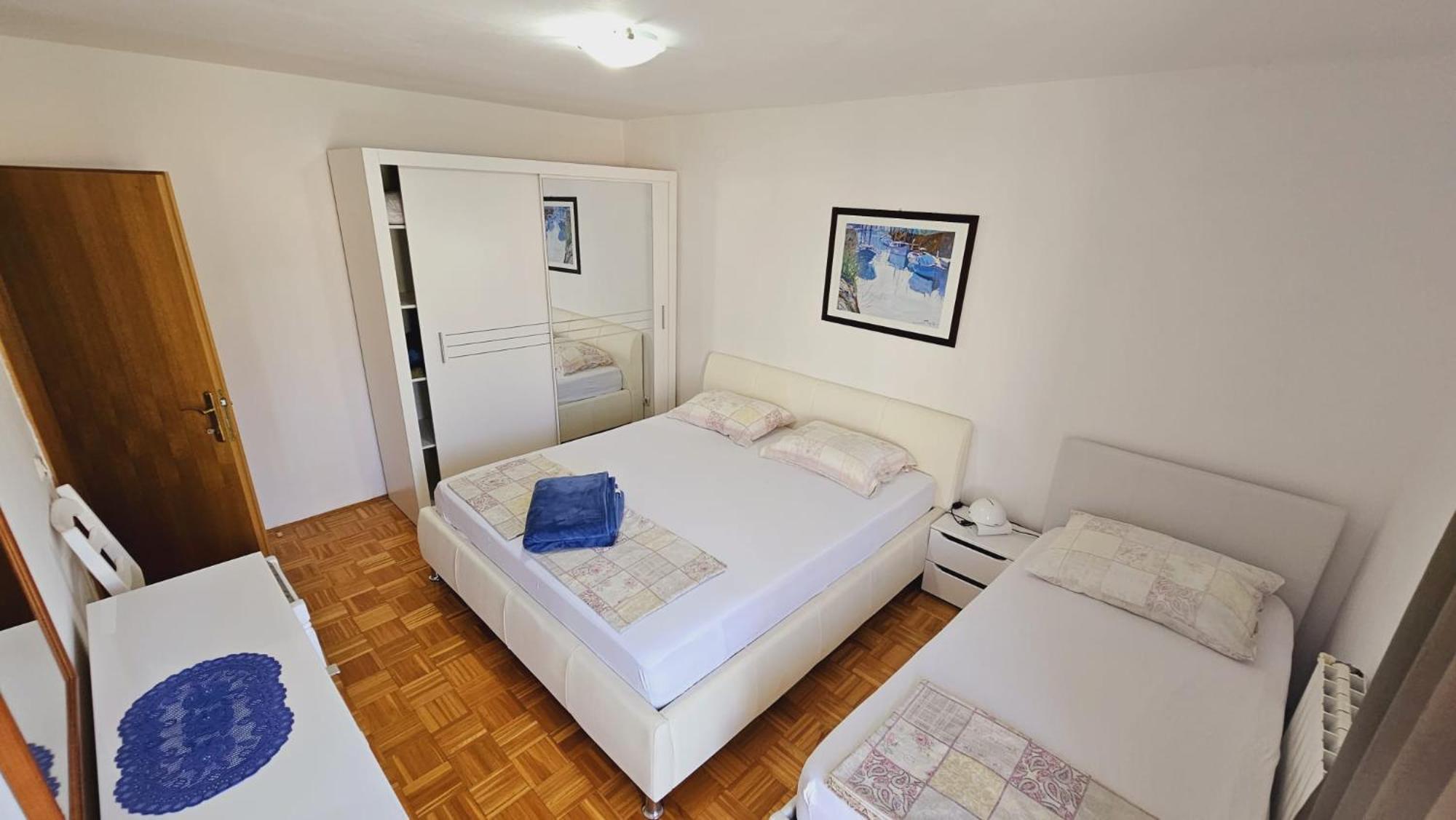 Apartment House Berry พรีมอชเตน ภายนอก รูปภาพ