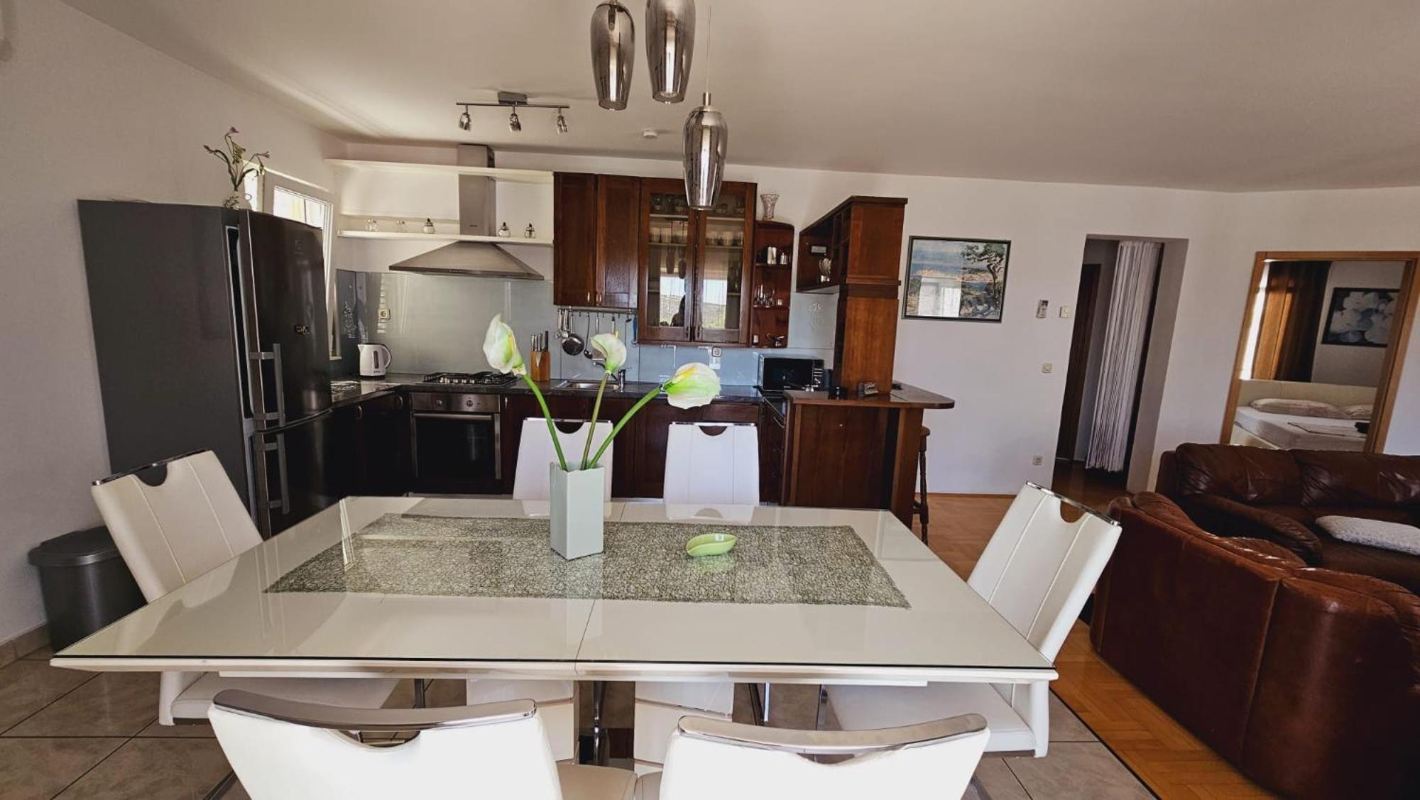 Apartment House Berry พรีมอชเตน ภายนอก รูปภาพ