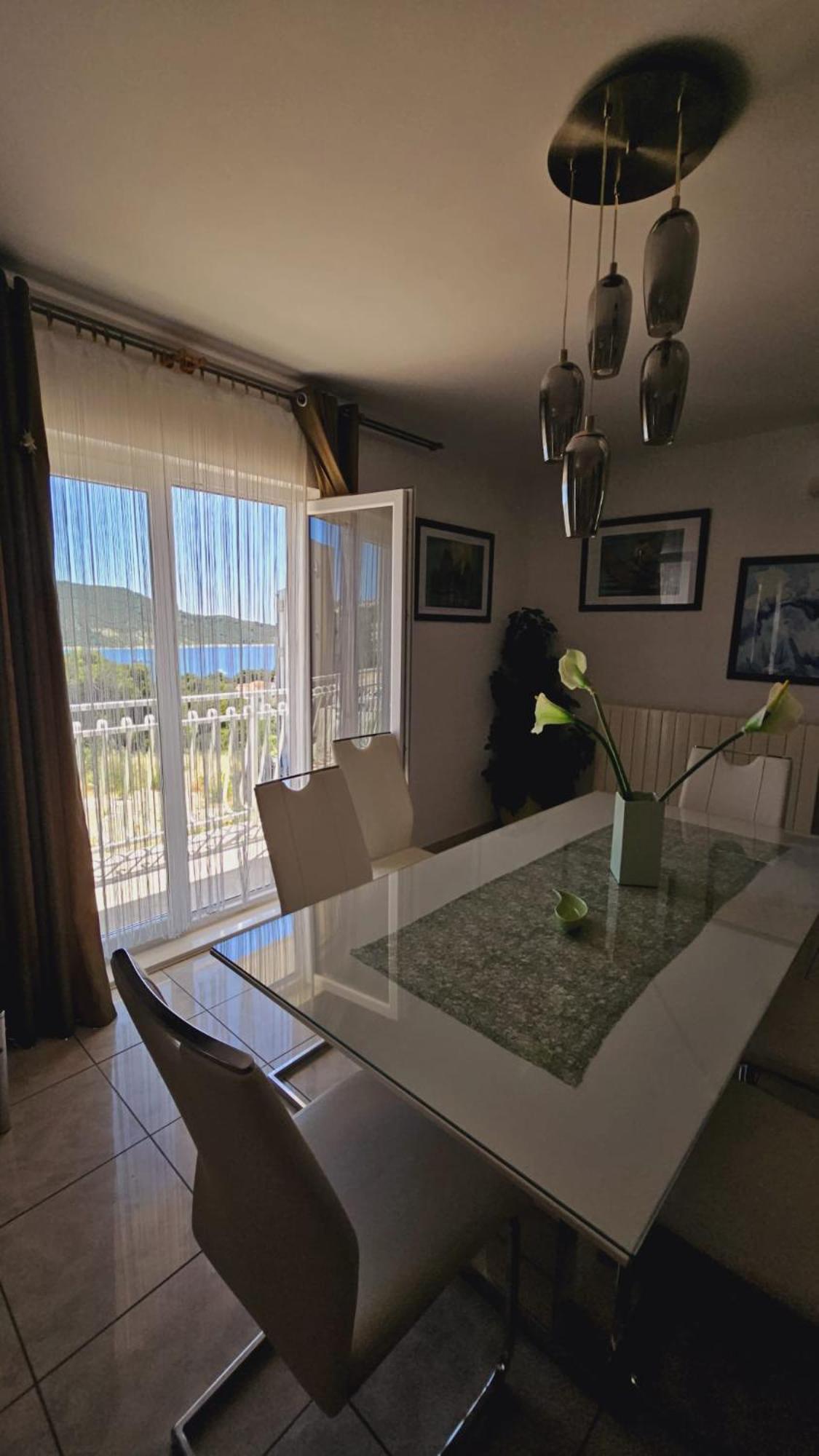 Apartment House Berry พรีมอชเตน ภายนอก รูปภาพ