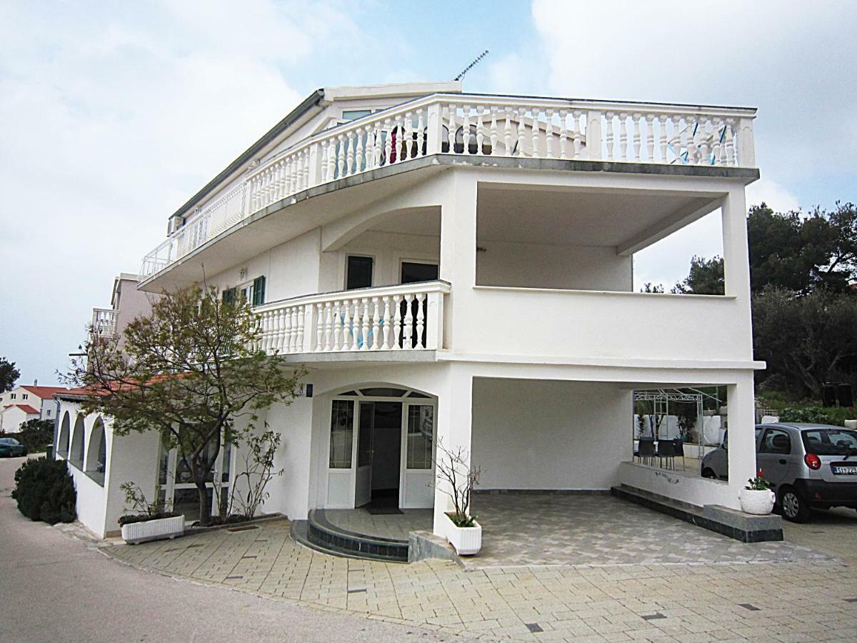 Apartment House Berry พรีมอชเตน ภายนอก รูปภาพ
